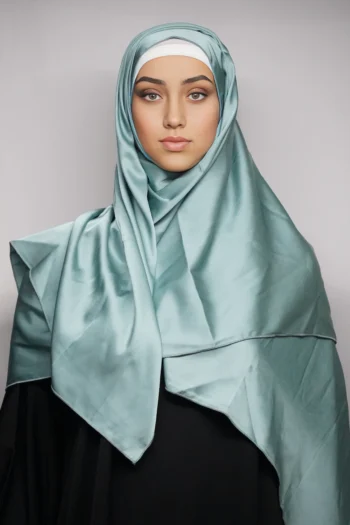 Premium Silk Stole With High-Quality Stitch In Turquoise