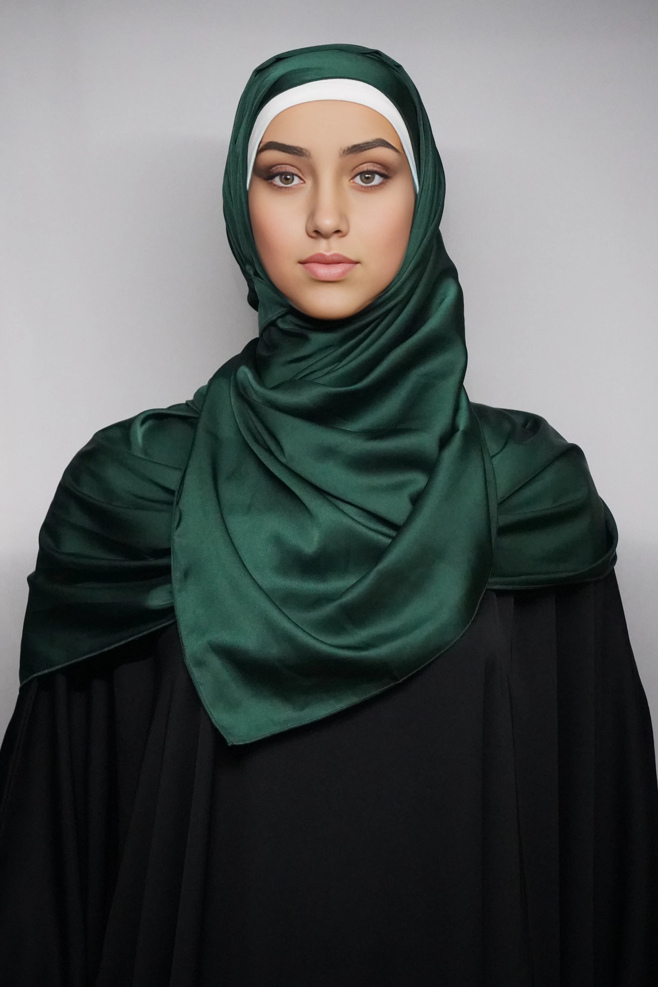 DSC00782_1721739531 Premium Silk Scarf With High-Quality Stitch In Green