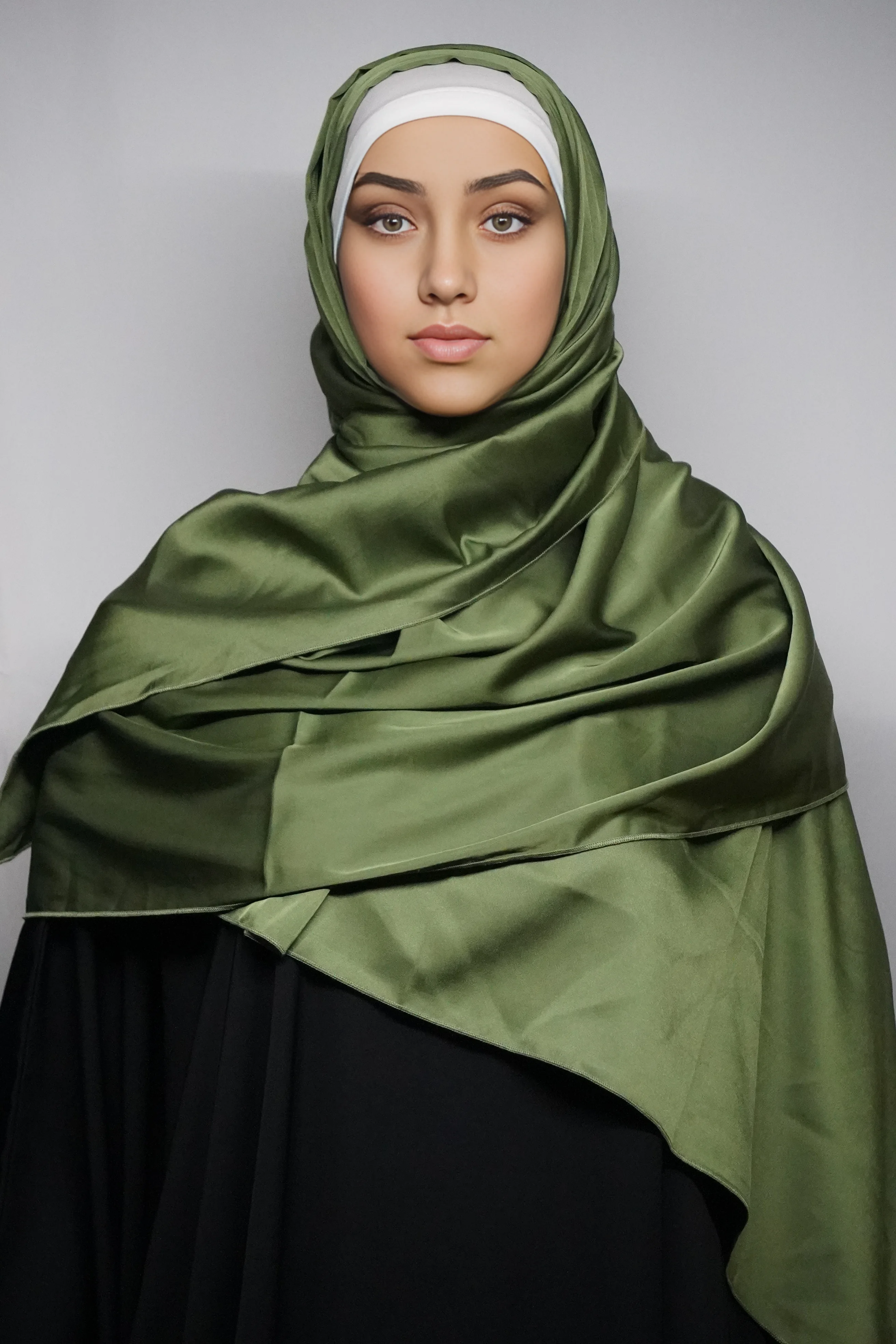 DSC00791_1721739613 Premium Silk With High-Quality Stitch Olive Green