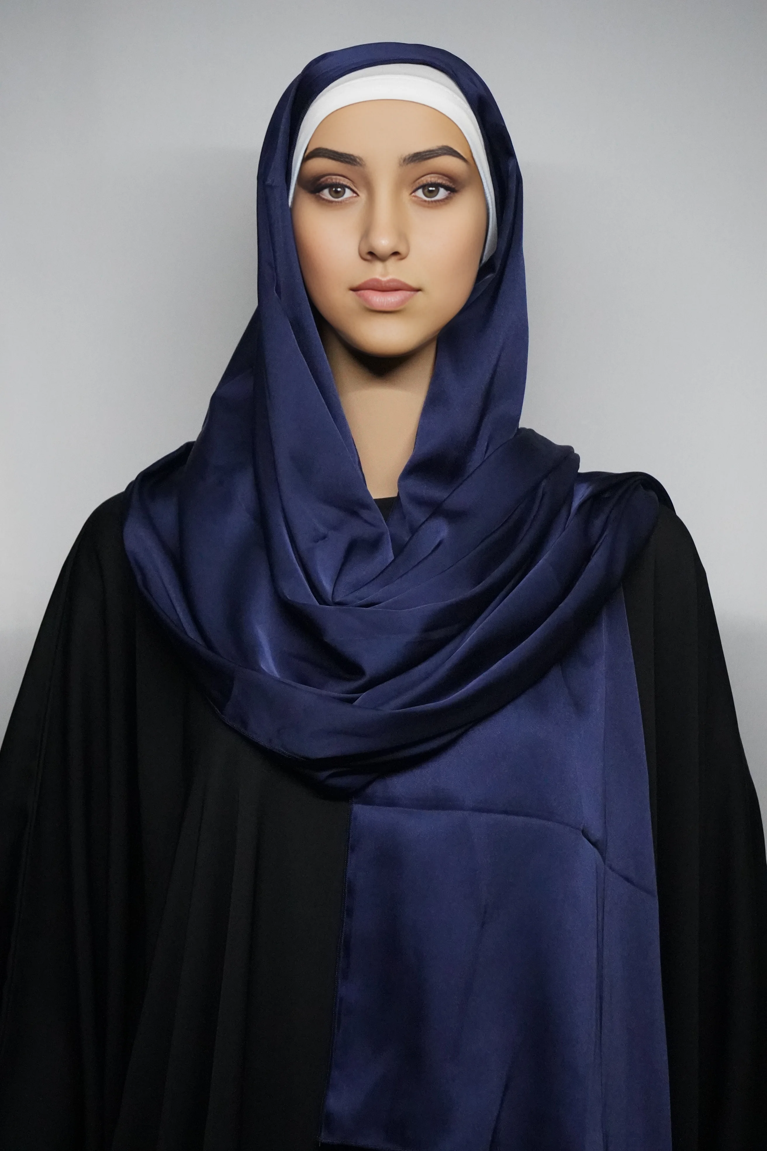 DSC00795_1721739628 Premium Silk Stoles With High-Quality Stitch In Blue