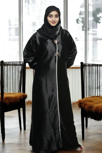 Premium Silk Velvet Diamond Latkan Abaya in In Black