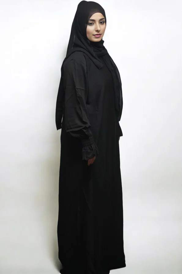 Simple Burkha Chun Sleeves in Black