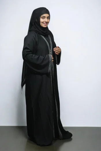 Silver Latkan Front Open Burqa In Black