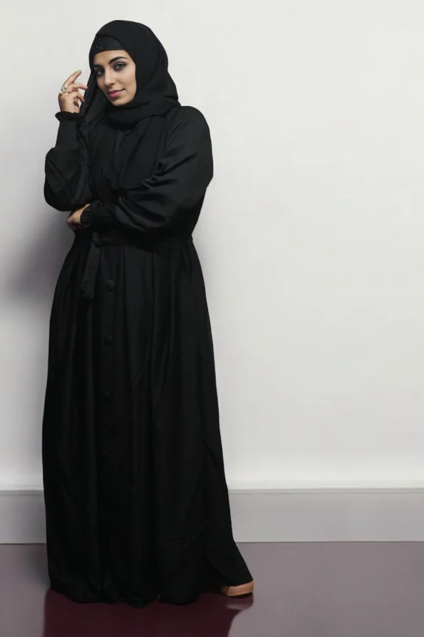 Burkha Full Buttons With Belt in Black