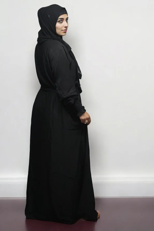 Burkha Full Buttons With Belt in Black